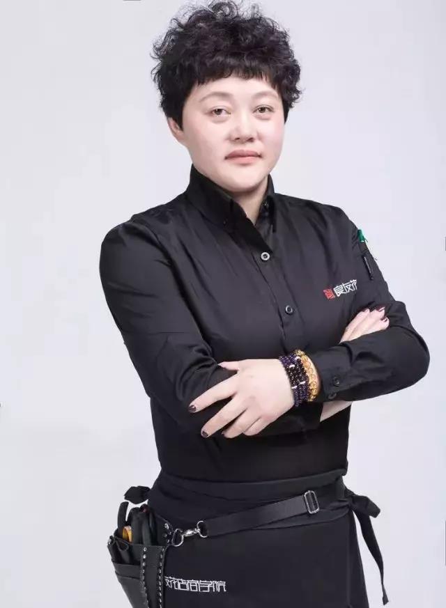 1564566738843915.jpg Jamie 姜.jpg