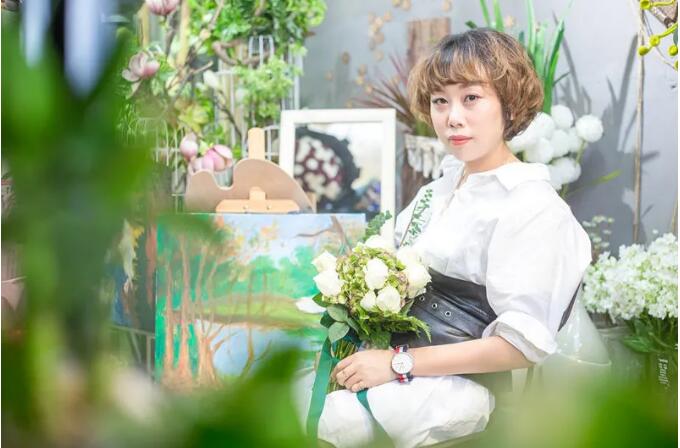 自己拥有了一家花店.jpg